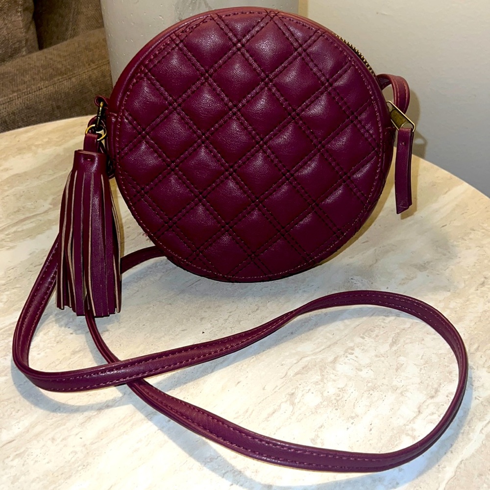 Mini round plum purse